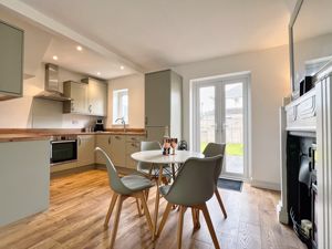 Photo 17- click for photo gallery